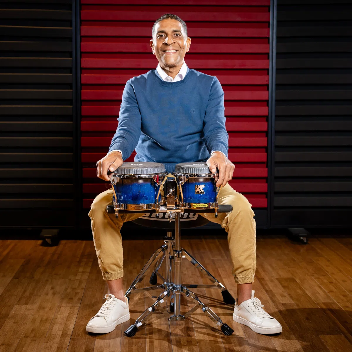 Meinl Percussion Professional Bongo Stand - Doppelständer zum Spielen im Sitzen für zwei Bongos - Stahl, Verchromt (TMB-S)