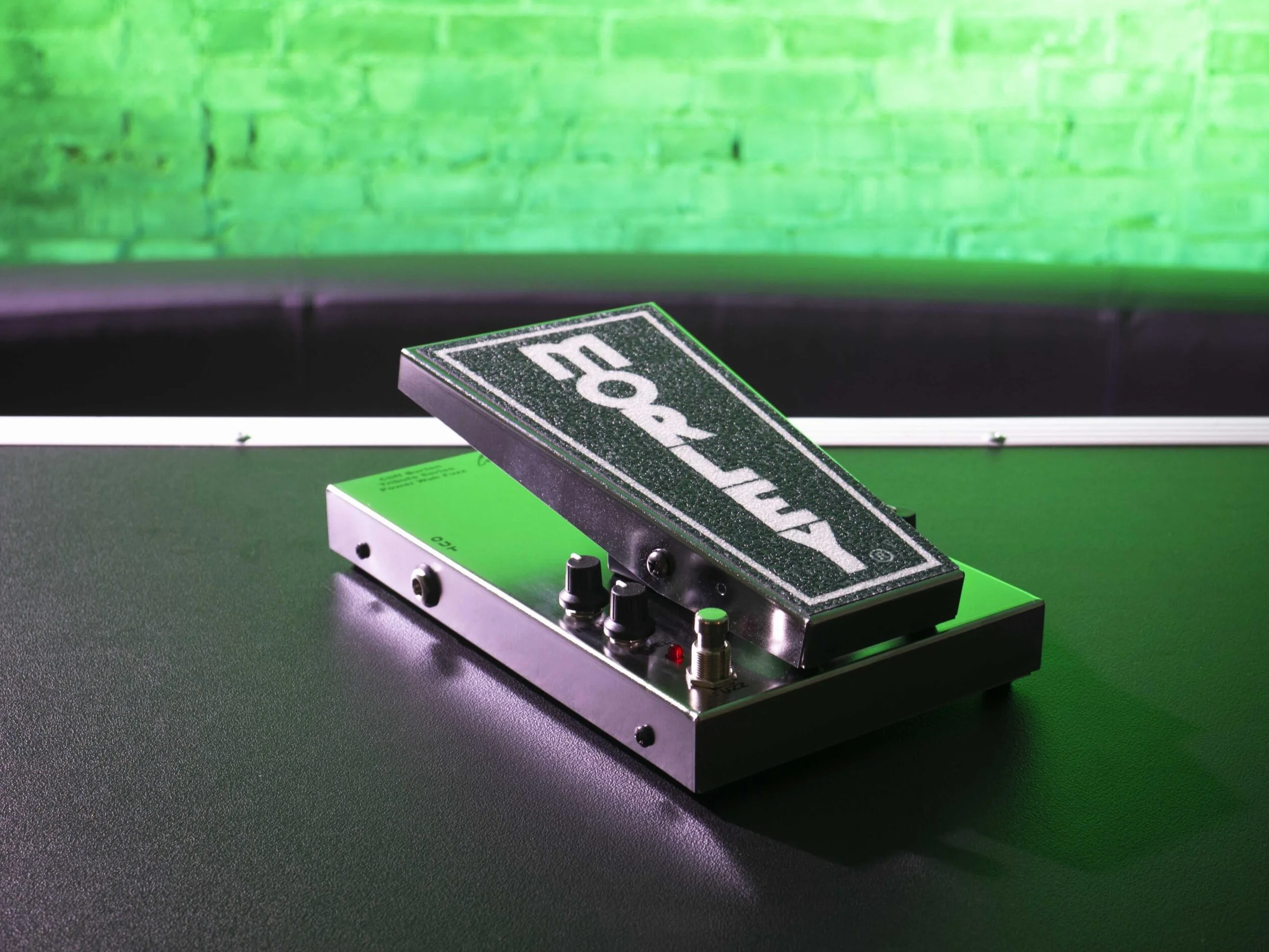 Morley PFW1 Cliff Burton Power Fuzz Wah, schwarz-silber