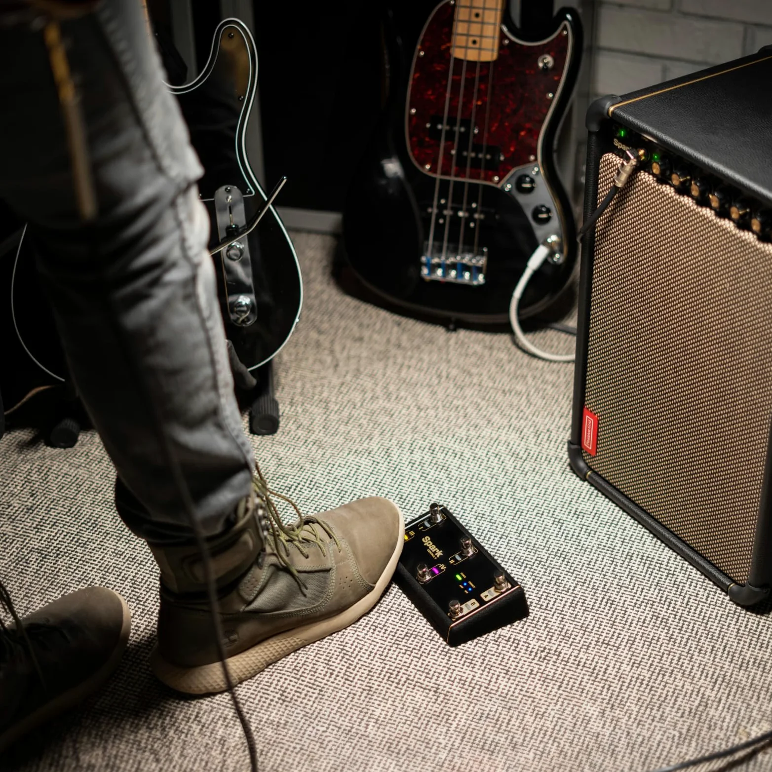 Positive Grid Spark Control X kabelloses Fußschalter-Pedal & Controller für Verstärker der Spark-Serie