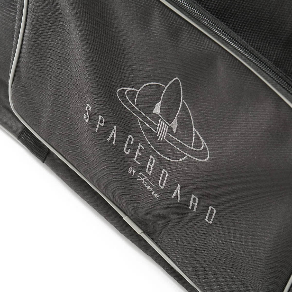 Fame Pedalboard, Board aus pulverbeschichtetem Aluminium mit 5 Streben für 12 Effektpedale, Gigbag mit Zubehörfach, Spaceboard 80