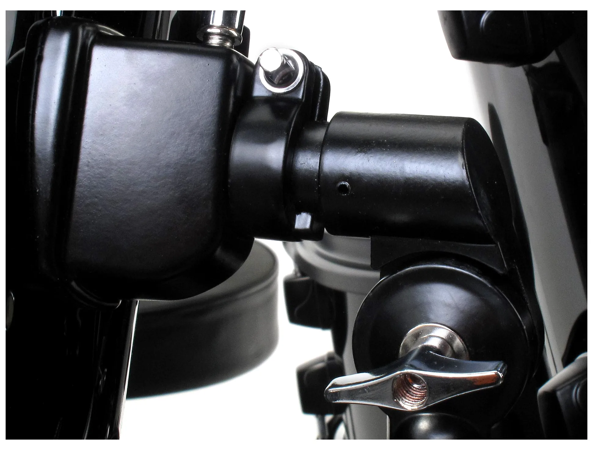 XDrum Rookie 20" Studio Schlagzeug Komplettset Black - Ideal für Einsteiger - Stylische Hardware in schwarz - Inkl. Drumsticks, Aufbauanleitung und Schlagzeugschule - Schwarz