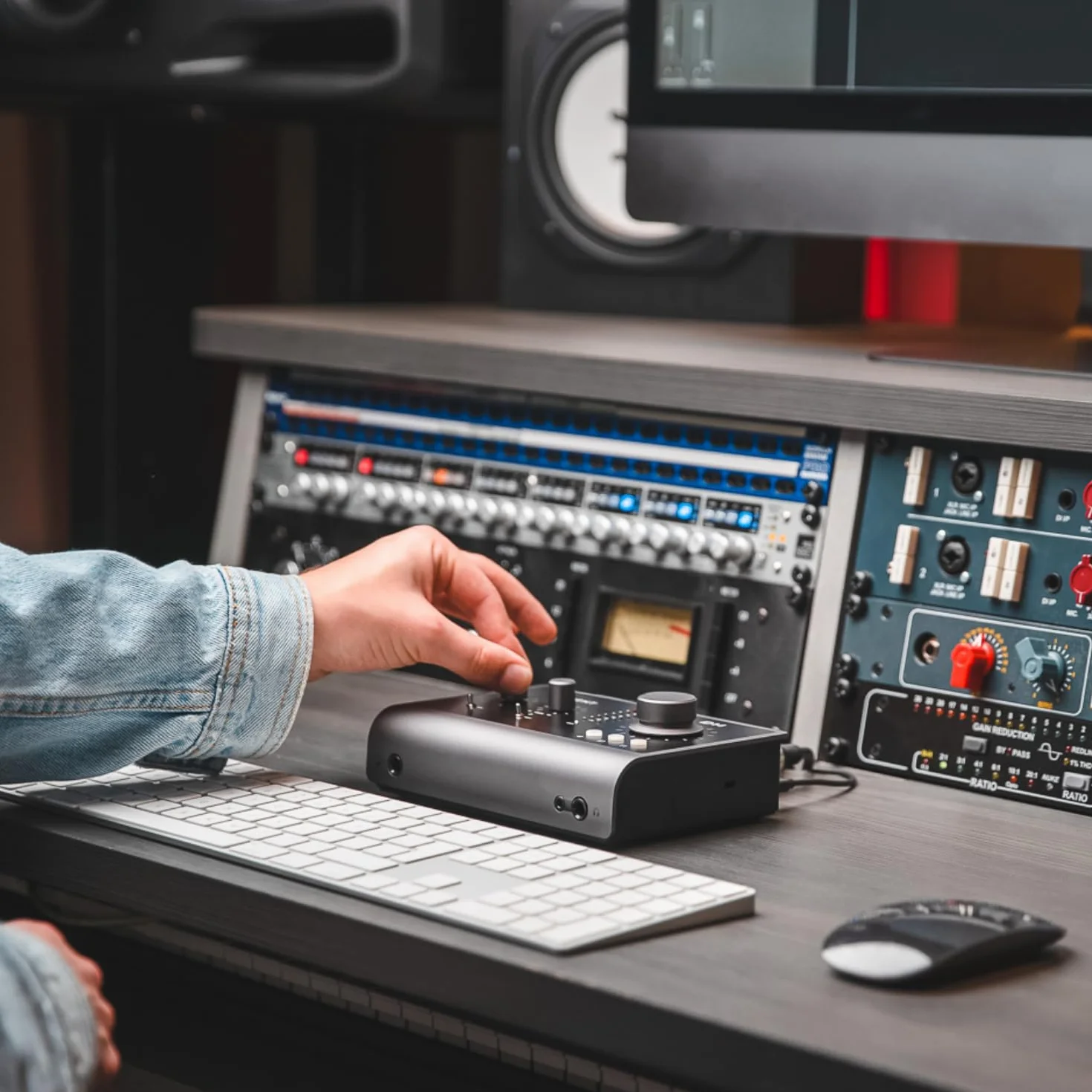 Audient Audiointerface iD14 MKII, 2 Class-A Mikrofonvorverstärkern (High Performance USB-Audiointerface, USB-C Anschluss, Monitor Mix und Monitor Panning Funktion, 2 Kopfhörerausgänge), iD MKII