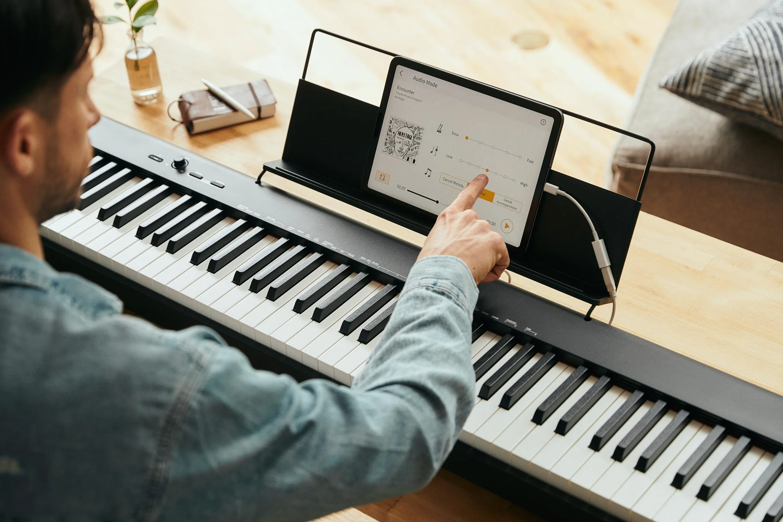 Casio CDP-S110BK Digitalpiano mit 88 gewichteten Tasten, 10 Sounds, schwarz