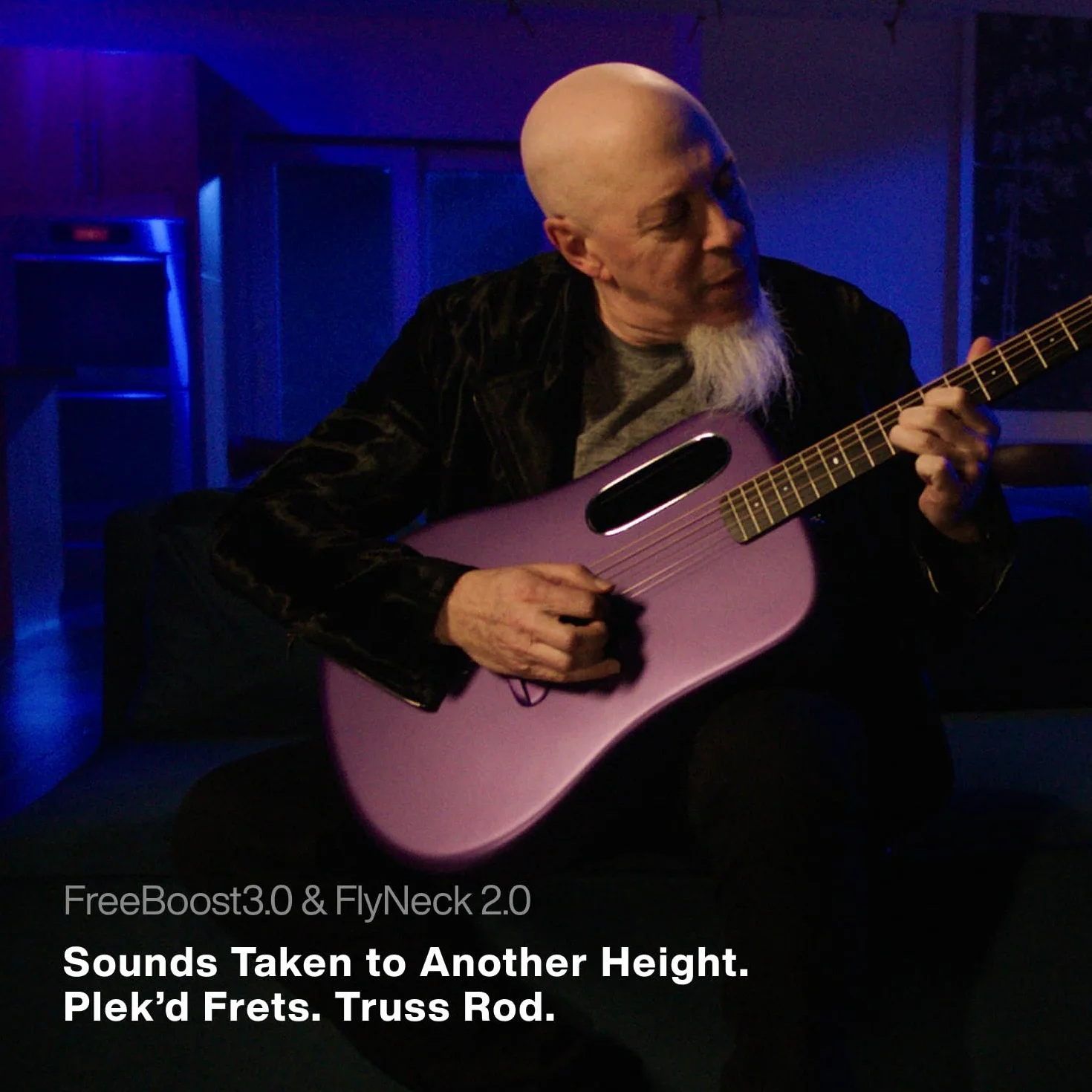 LAVA ME 4 Elektro-akustische Gitarre aus Carbonfaser – Reisefähige Smart Audio-Gitarre mit 3,5-Zoll-Touchscreen, HILAVA 2.0-System, Rechtshänder-Modell und FreeBoost 3.0-Technologie (36 Zoll, weiß)