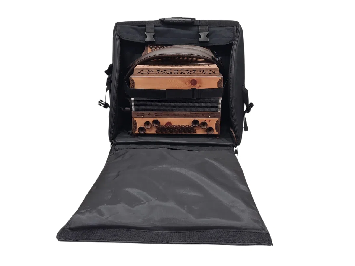 CNB Trolley-Bag für 5-reihige Steirische Harmonika – Robuste Rolltasche mit Griff & Rollen – Gepolstert, wasserabweisend & leicht