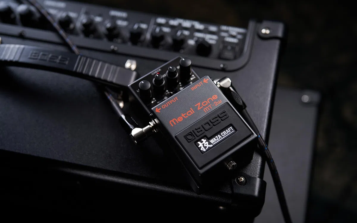 BOSS MT-2W Metal Zone Waza Craft