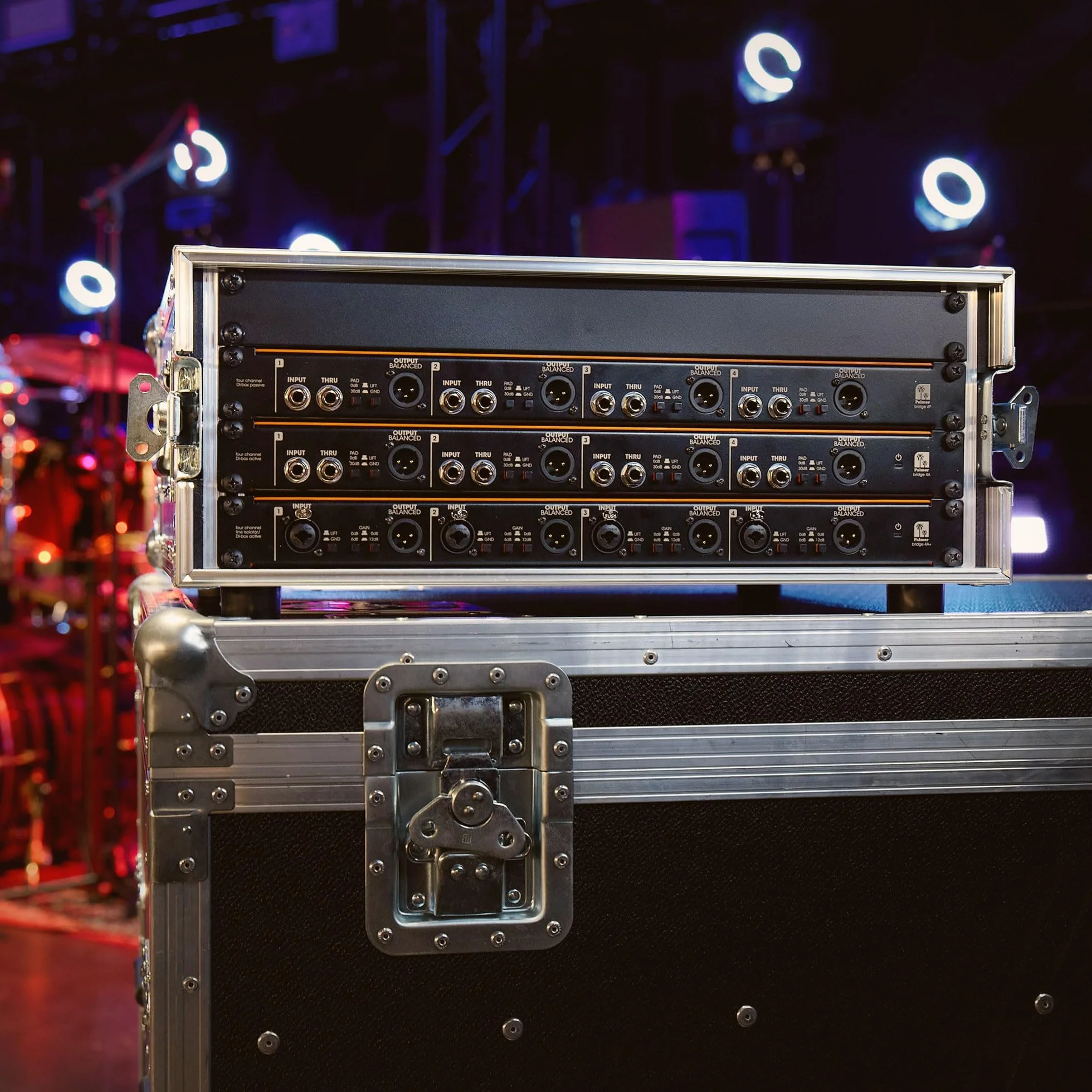Palmer BRIDGE 4A+ 4-kanalige, aktive DI-Box/Line-Isolation-Box im 19"-Rackformat