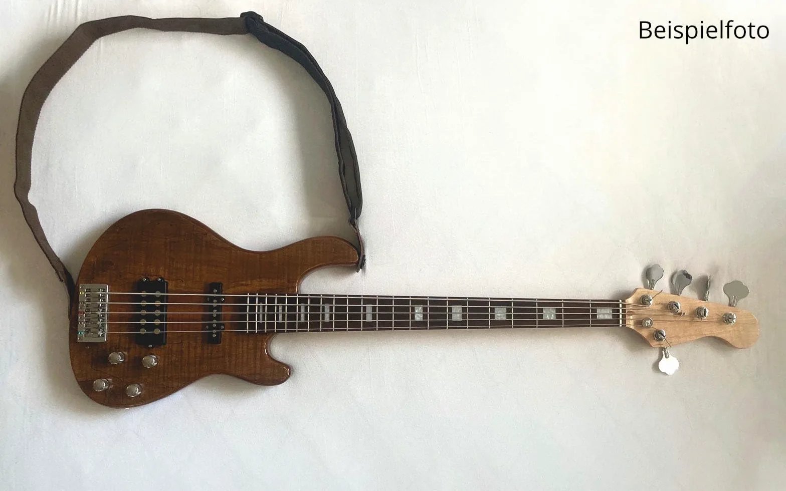 Rocktile E-Bass Bausatz JBH5-Style - DIY E-Bass-Set mit Paulownia-Korpus, Ahorn-Hals, Palisander-Griffbrett, 22 Bünde, Single Coil + Humbucker, Chrome-Mechaniken - Natur