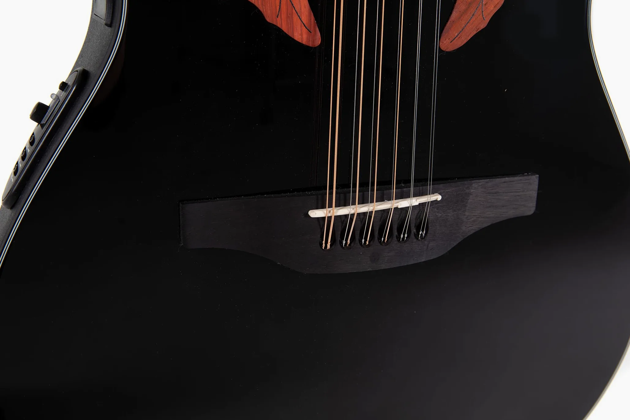 OVATION E-Akustikgitarre Celebrity Elite CE4412 Mid Cutaway - 12-Saiter - Massive Fichtendecke - Mid-depth Lyrachord Body - Black - CE4412-5-G