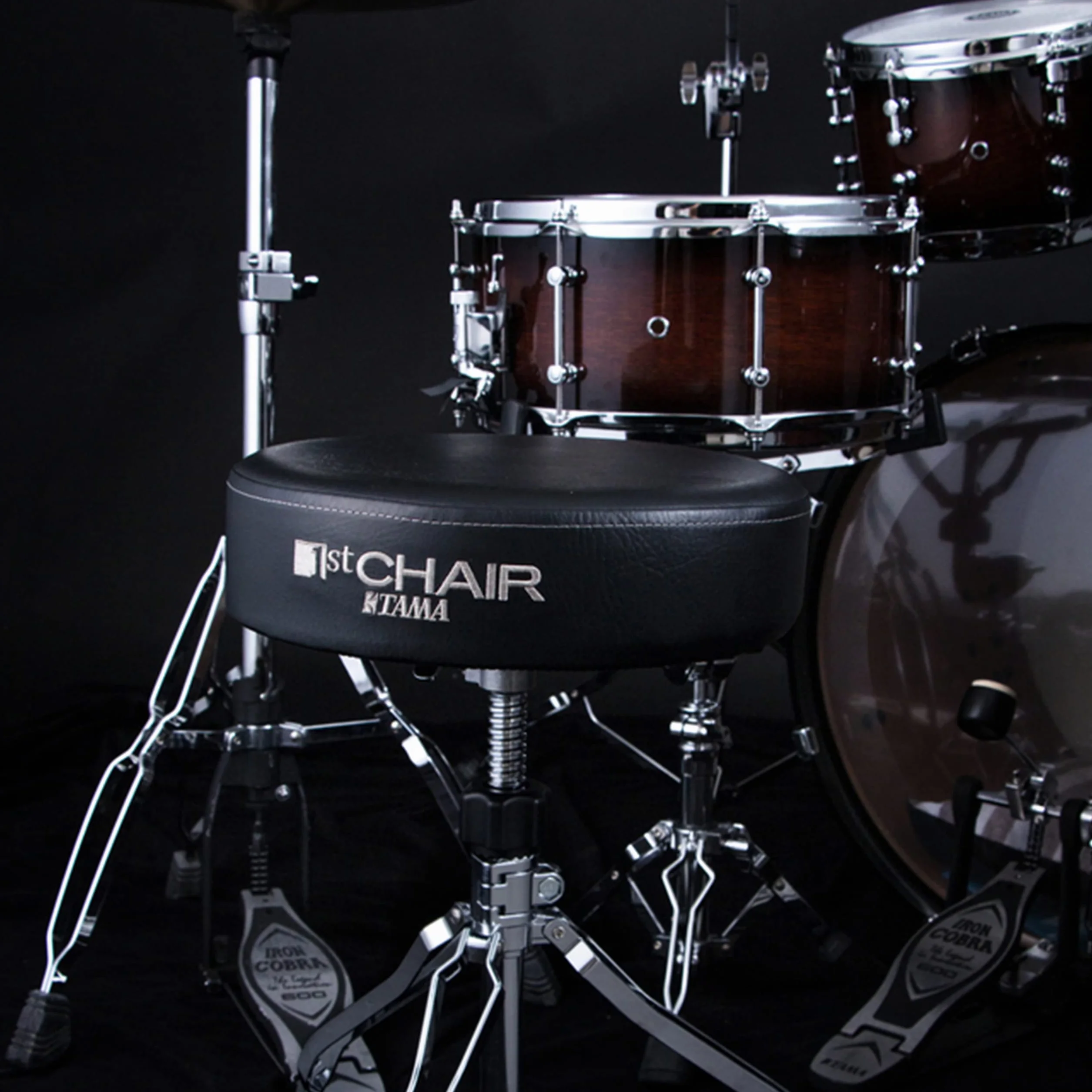 Tama 1st Chair Drum Hocker - Drumset Stuhl - 3 beinig - Schlagzeug Hardware Zubehör (HT250)
