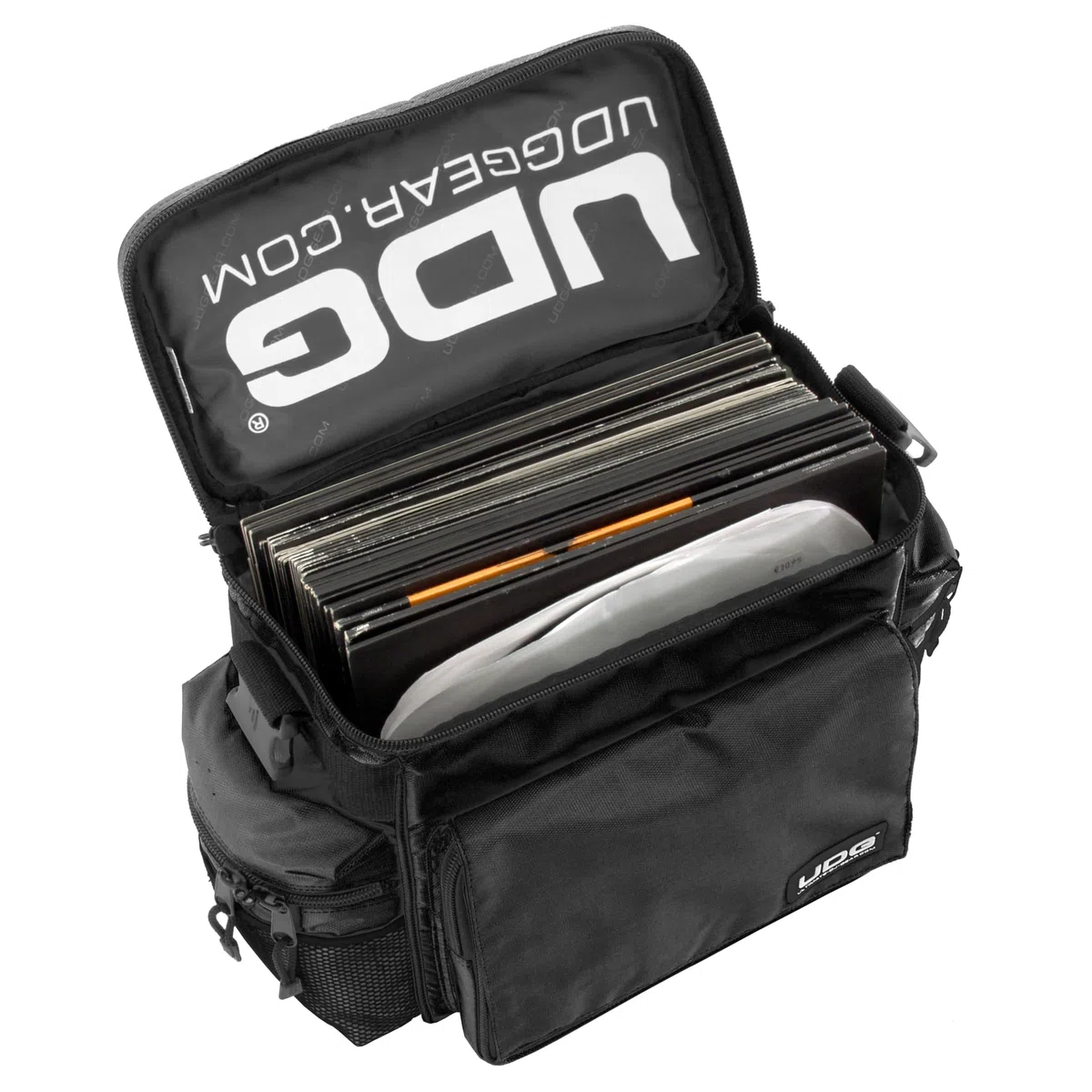 UDG Ultimate 12” SlingBag Schwarz MK2 (U9630) | 50 Schallplatten bequem transportieren; Robuste MK2-Schultertasche aus Nylon mit Stahlbolzen, Außenfach-Organizer