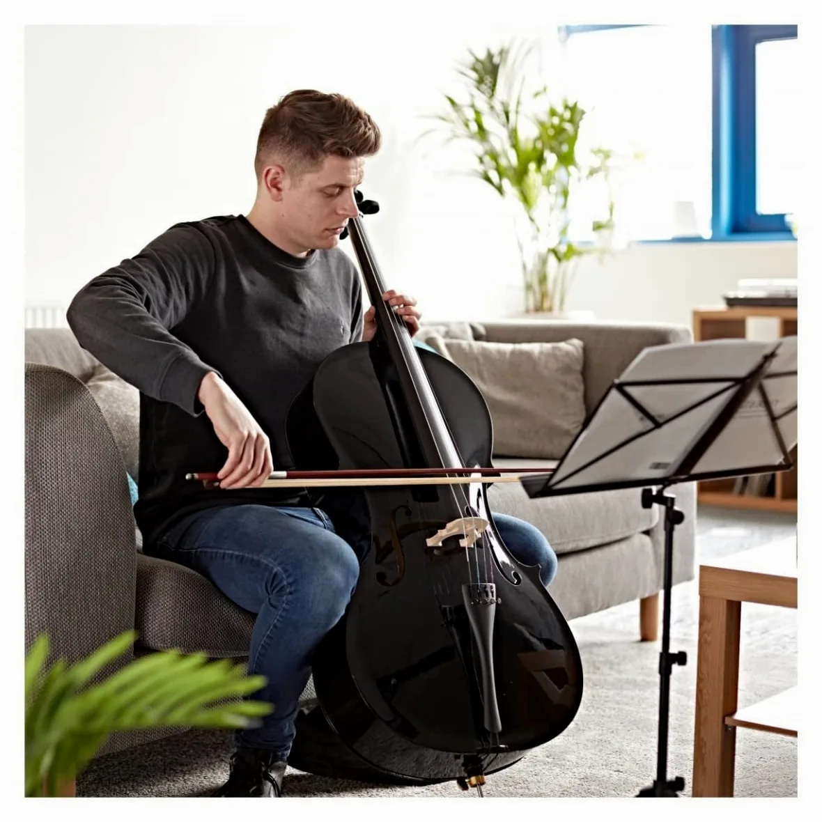 Gear4music Cello Outfit 4/4 Full Size mit Bogen & Etui, schwarz