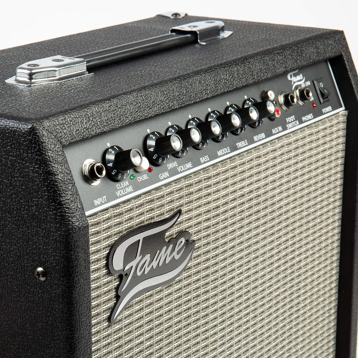 Fame GX-30 Combo Gitarrenverstärker mit 30 Watt Leistung