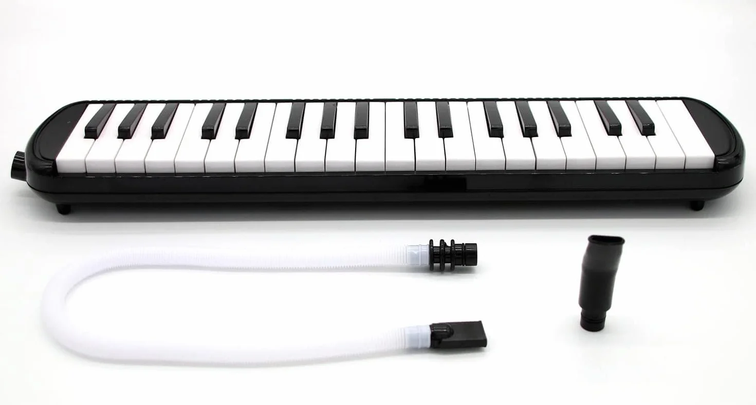 Melodica TMD-137A 37 Tasten mit Mundstück, Mundschlauch, Koffer