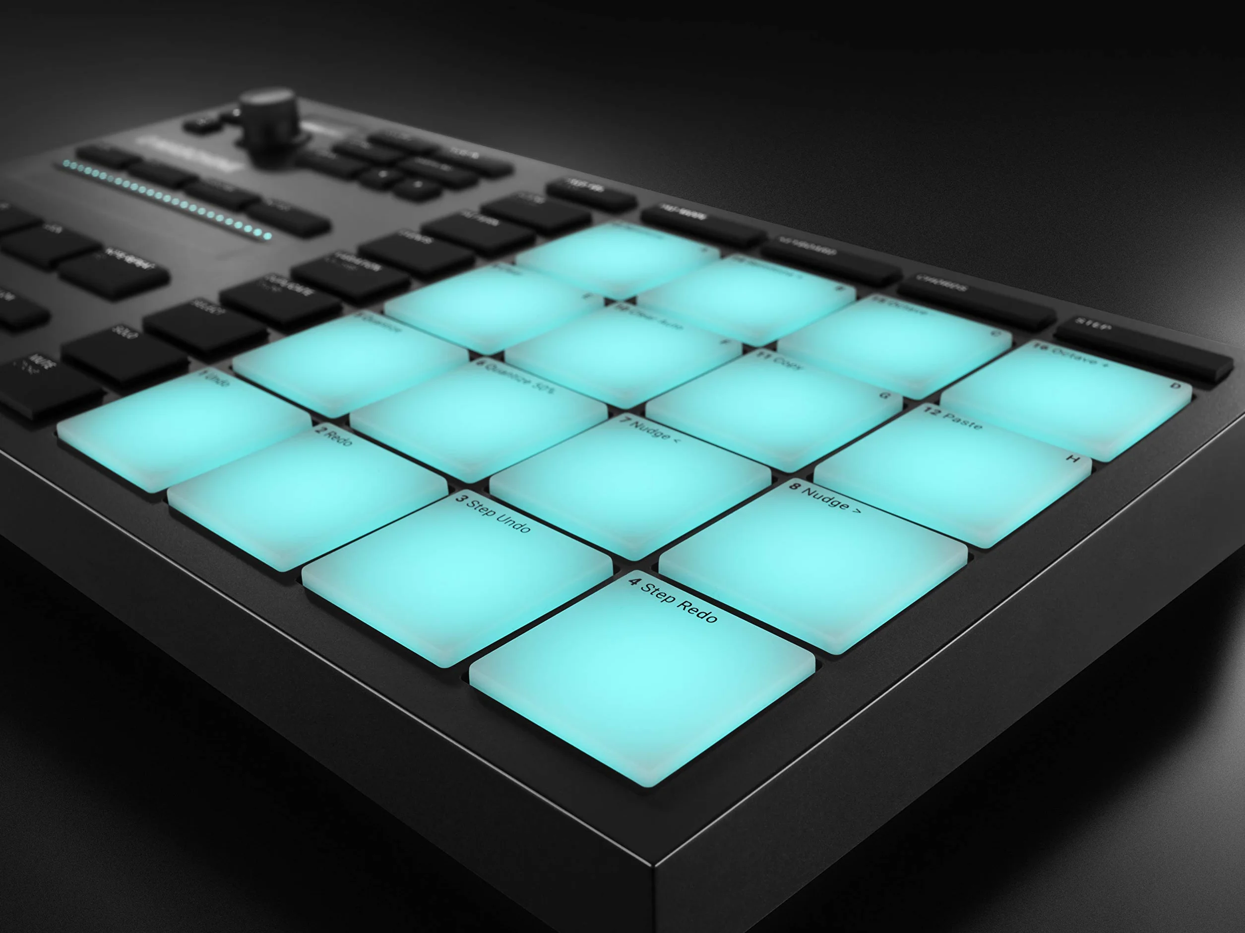 Native Instruments Maschine Mikro Mk3, USB MIDI Controller Drum Pad mit 16 Pads und Massive, Monark & Reaktor Prism Software. Inklusive 1.6 GB Keyboard Factory Selection Samples