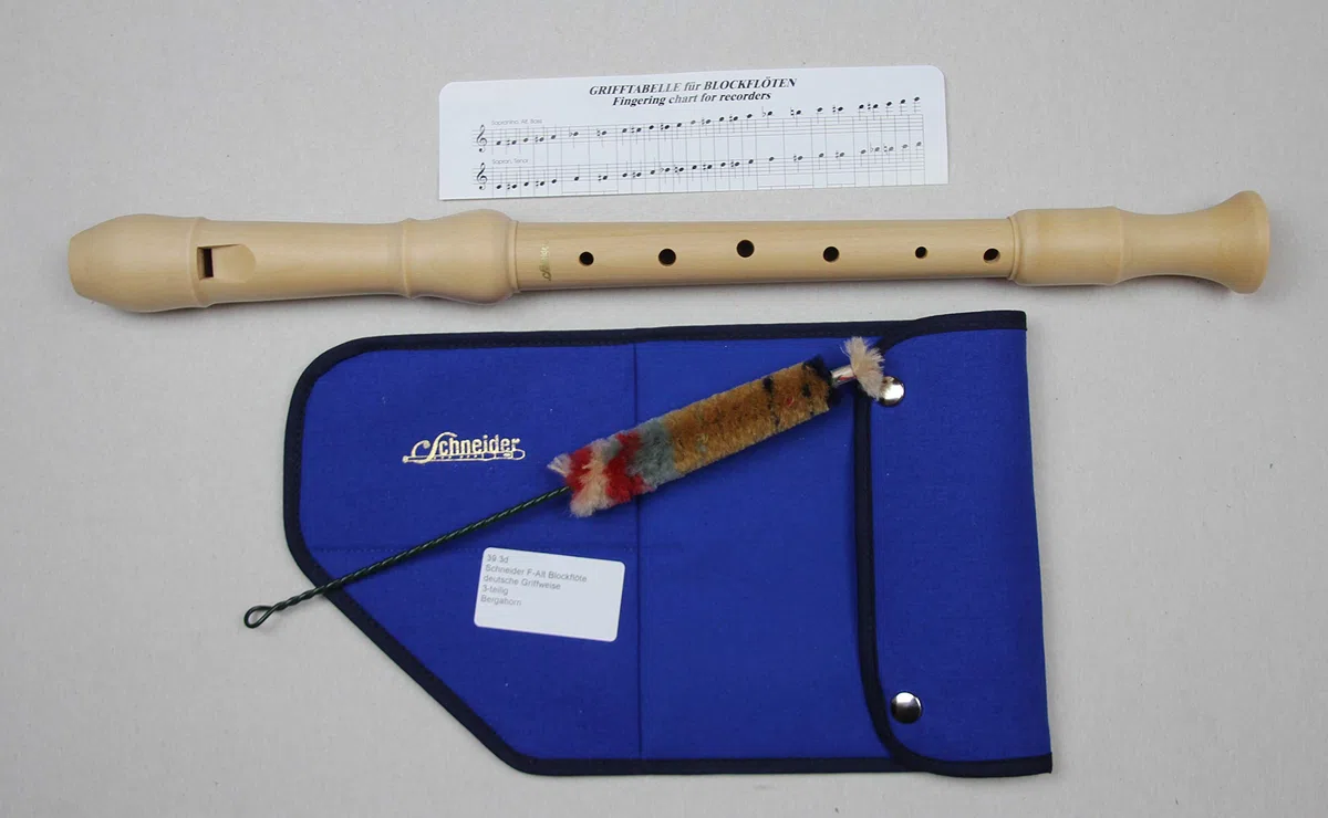 Schneider F-Alt-Blockflöte, deutsche Griffweise, 3-teilig, Bergahorn natur