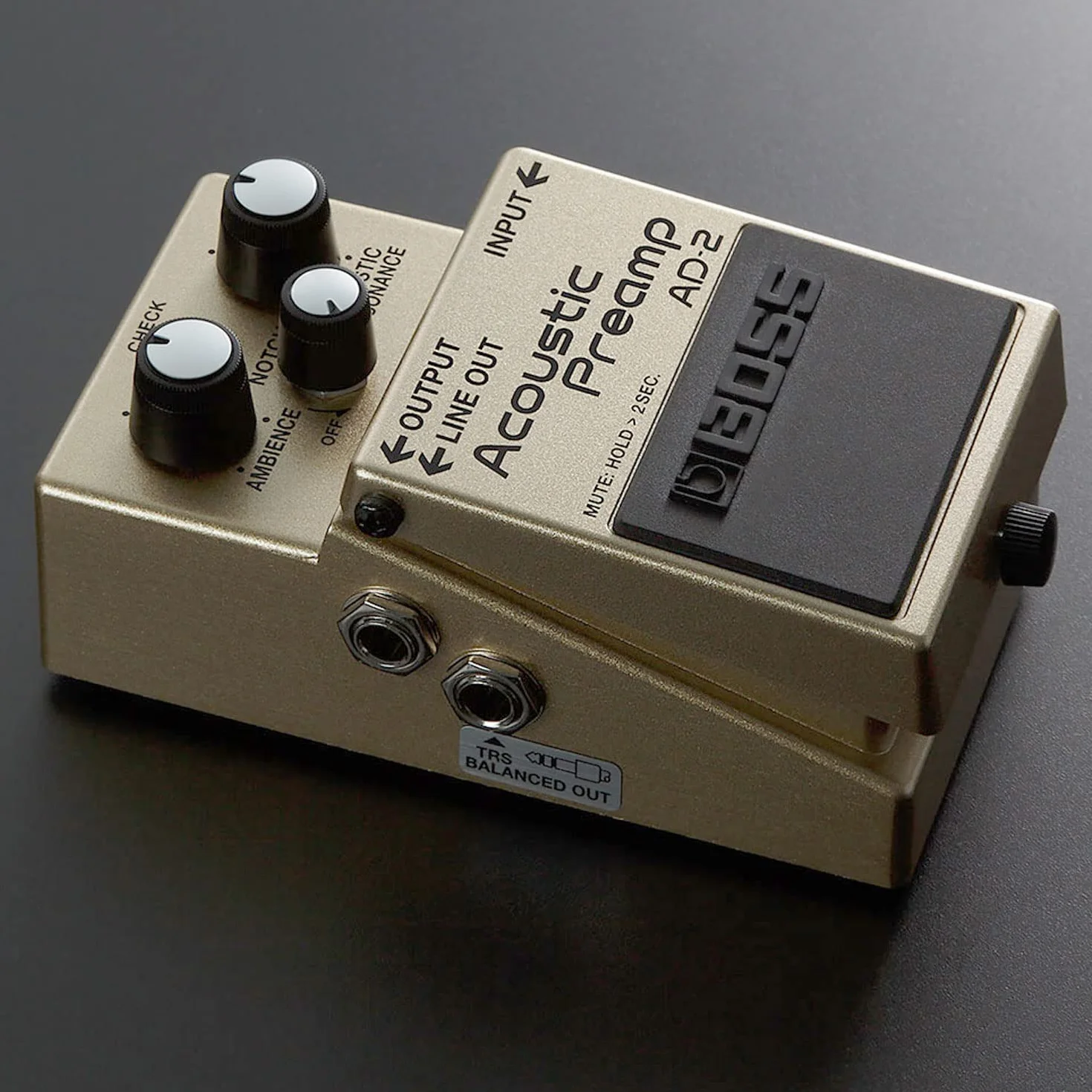 Boss AD-2 Acoustic Preamp Pedal Effektgerät für Akustik-Gitarre + keepdrum Klinkenkabel