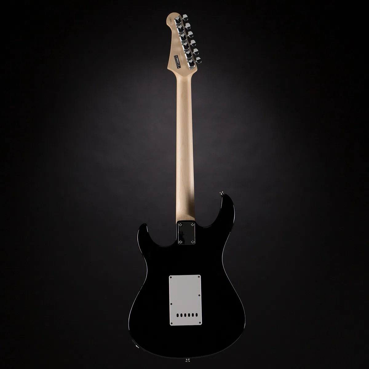 Yamaha Pacifica 012 BL E-Gitarre schwarz – Hochwertige Elektrogitarre für Einsteiger in elegantem Design – 4/4 Gitarre aus Holz